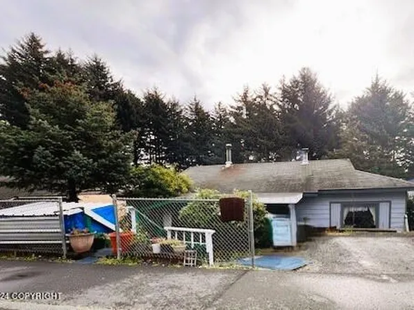 716 Thorsheim St, Kodiak, AK 99615