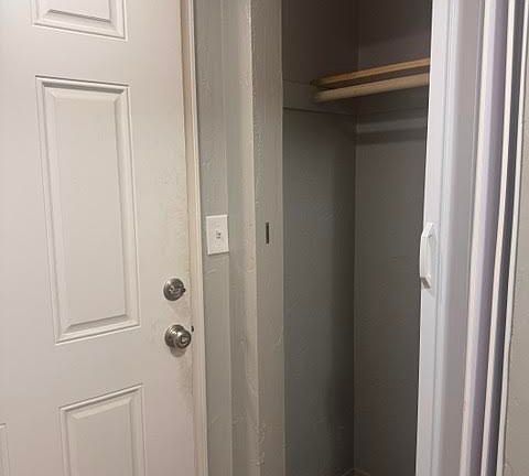 4th image of 107 Davis St #11