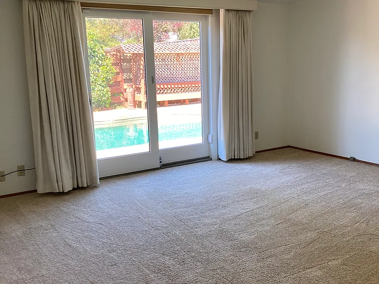 21 Freitas Dr — Photo 28
