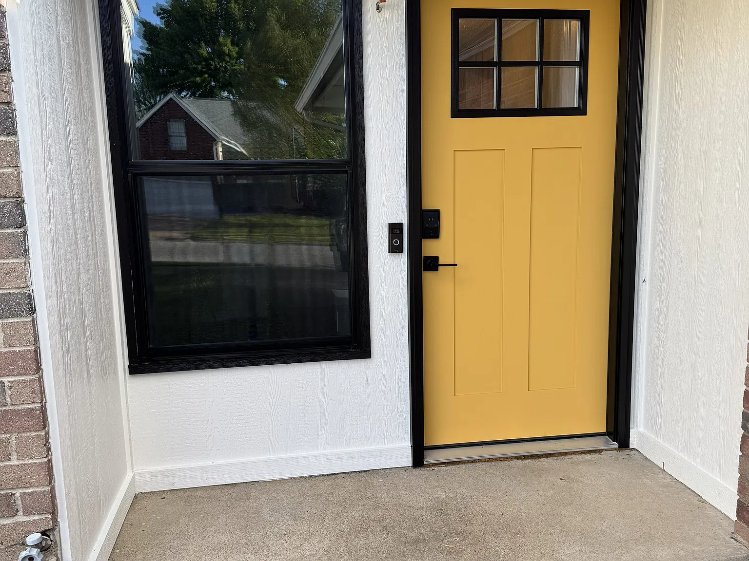 2 bed, 982 sqft, $1,850 — Photo 1