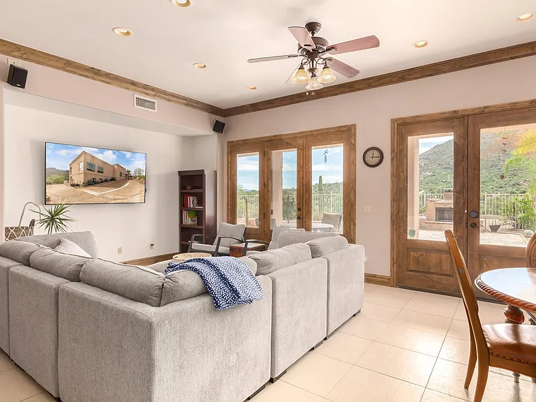 6770 E Skyline Dr — Photo 46