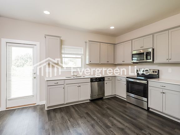 5th image of 14265 Sugarberry Ln