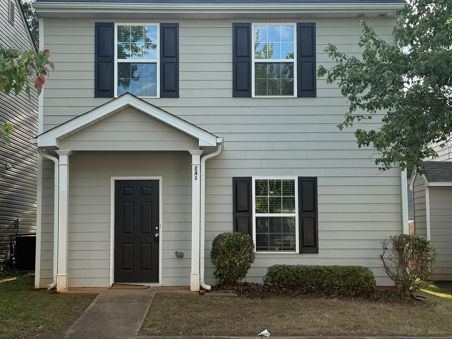 3 bed, 2.0 bath, $1,799 — Photo 1