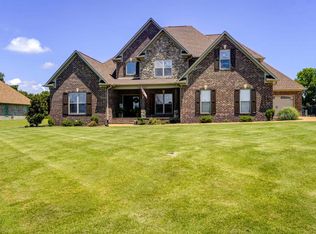 18 Hale Farm Rd, Humboldt, TN 38343