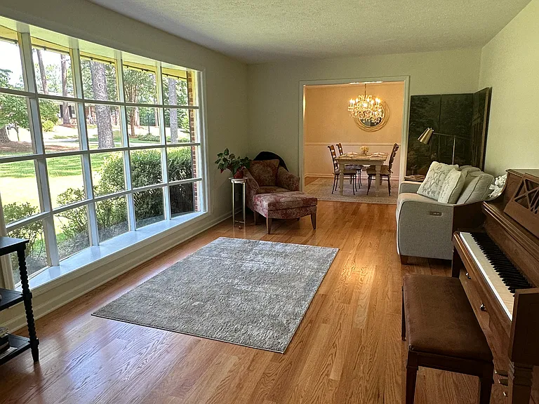 804 Valley View St — Photo 12