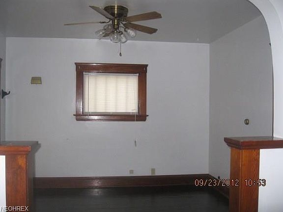 3rd image of 4620 Woburn Ave