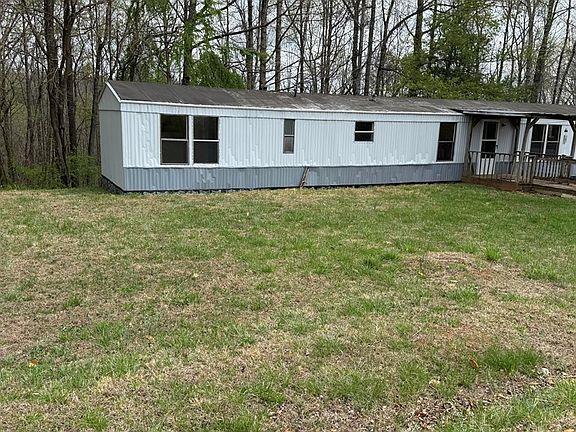 2nd image of 303 Flatridge Rd