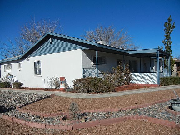 4th image of 1920 Thomas Dr
