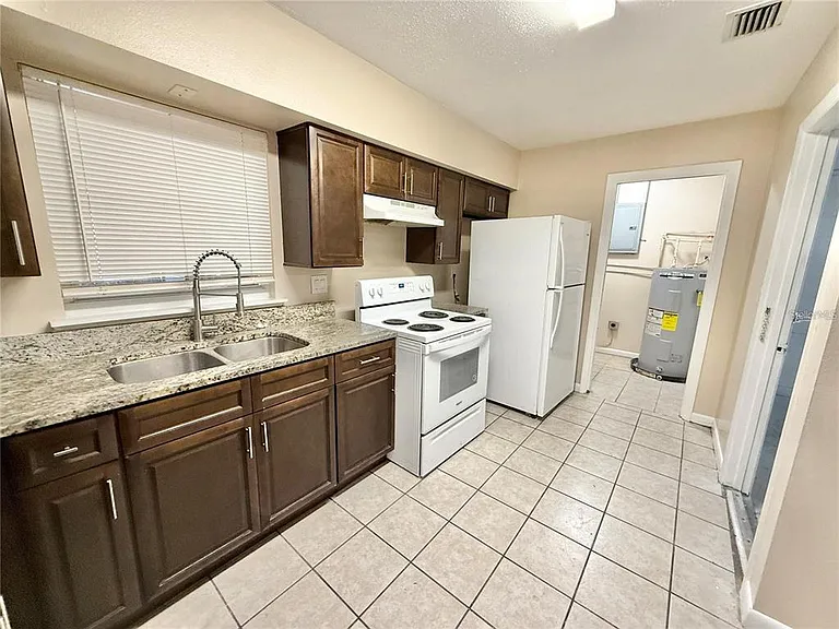 1507 N Thacker Ave — Photo 8