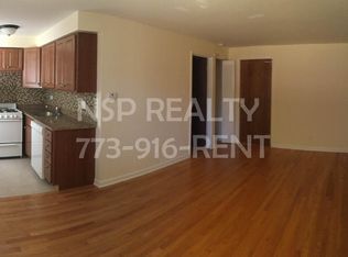 5822 N Sheridan Rd #209, Chicago, IL 60660