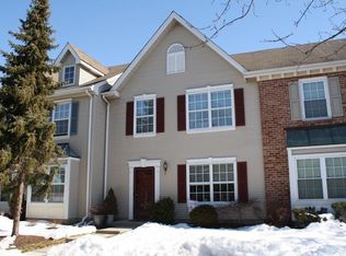 49 Townsend Ct #203, Franklin Park, NJ 08823