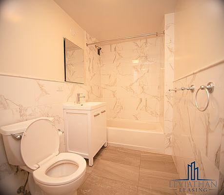 5th image of 44 E 132nd St #B2