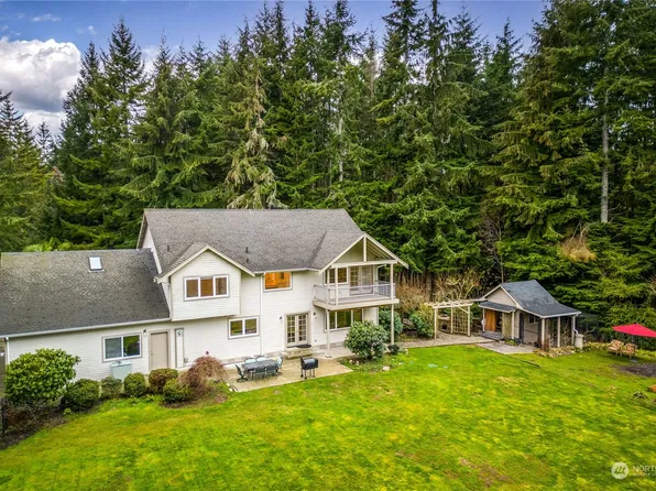623 N Bywater Way, Port Ludlow, WA 98365