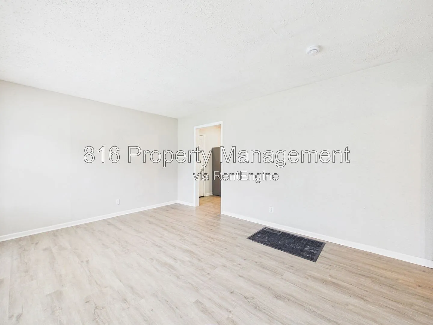 2 bed, 1.0 bath, 750 sqft, $1,250 — Photo 4