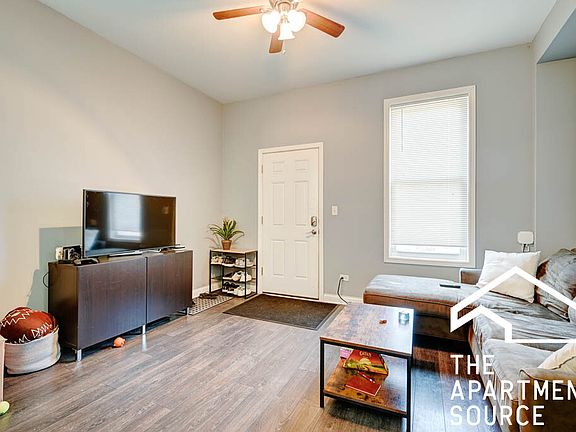 4th image of 1300 N Greenview Ave APT 3F