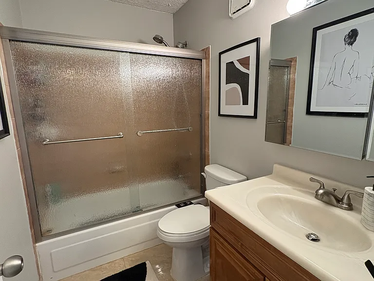25-40 Shore Blvd #8T — Photo 13