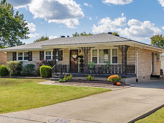 2nd image of 8408 Summer Haven Ct