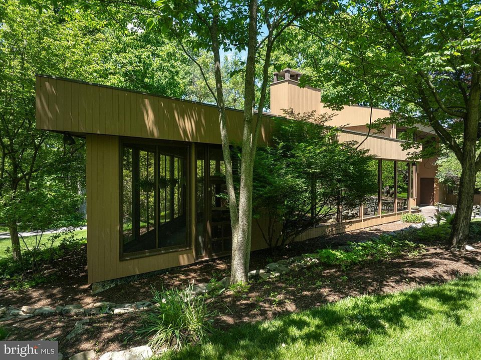 1st image of 602 Windmill Rd