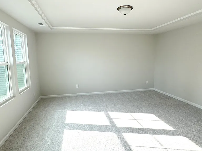 125 Red Robin Rd — Photo 12