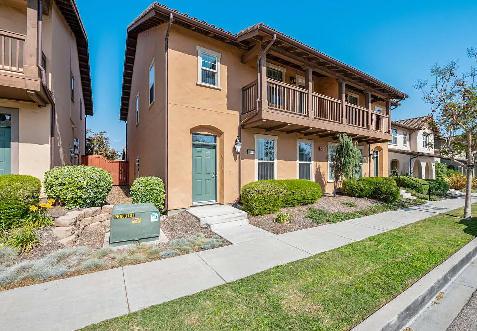 Catalina Heights - Military Housing