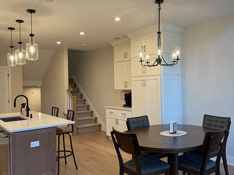 6202 Vivaldi Rd — Photo 3