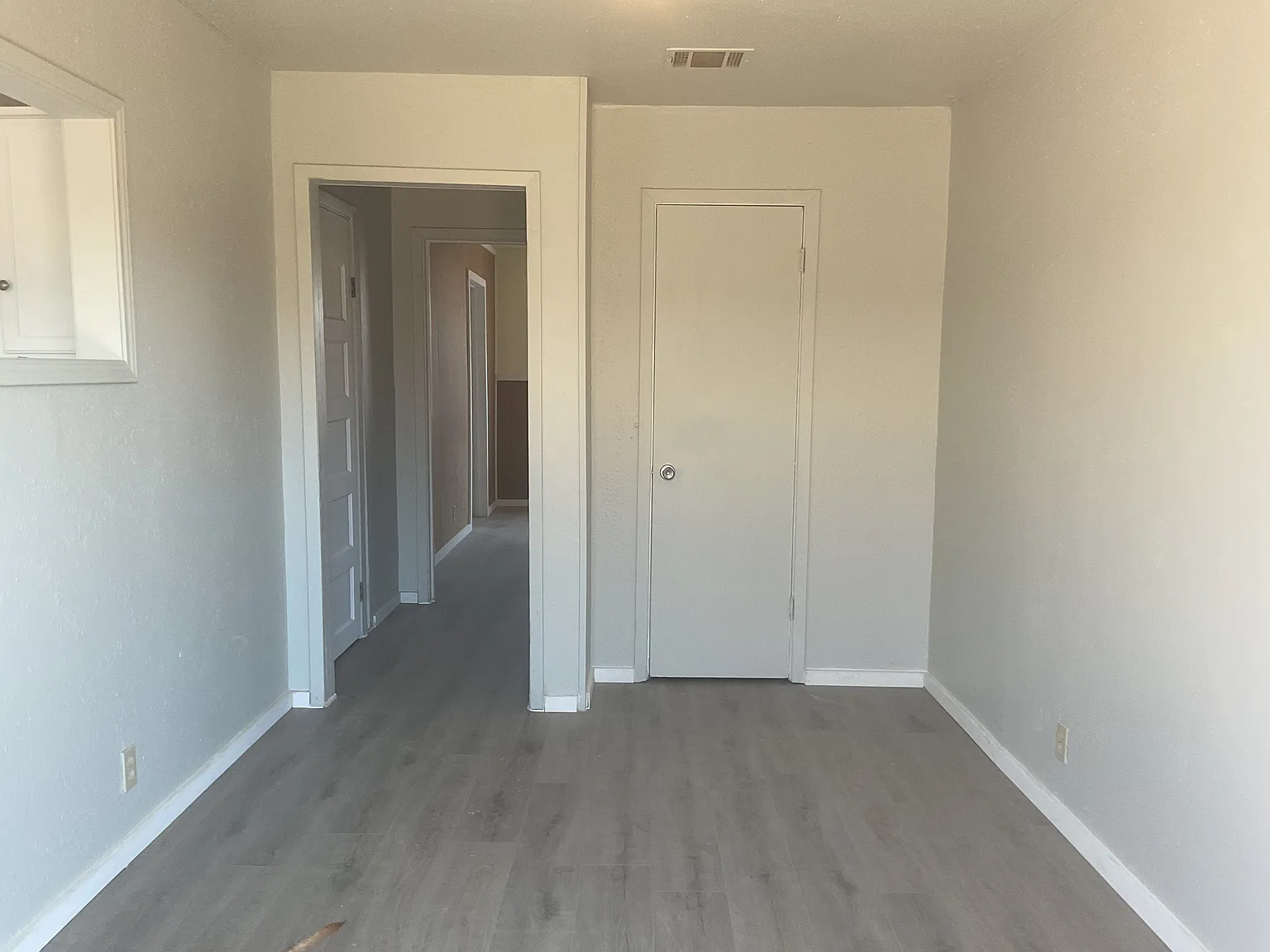 5 bed, 1600 sqft, $1,250 — Photo 4