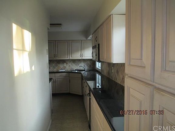 4th image of 1308 E Merced Ave