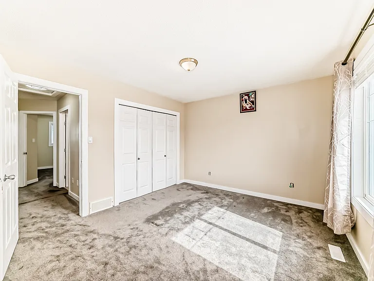 2362 29a Ave NW — Photo 30