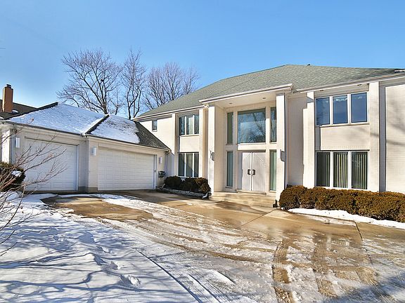 2nd image of 4040 Greenacre Dr