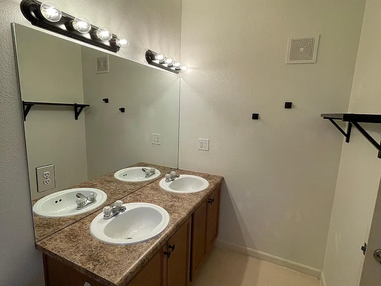 6315 Andersen Mill Hts #305 — Photo 14
