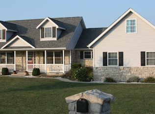 22252 Meadow Ct, Jerseyville, IL 62052