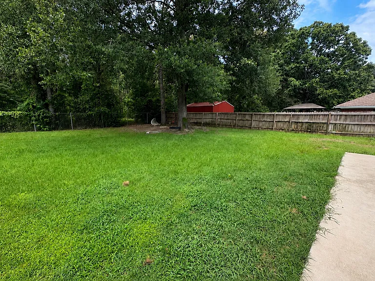 1227 San Salvador Dr — Photo 18