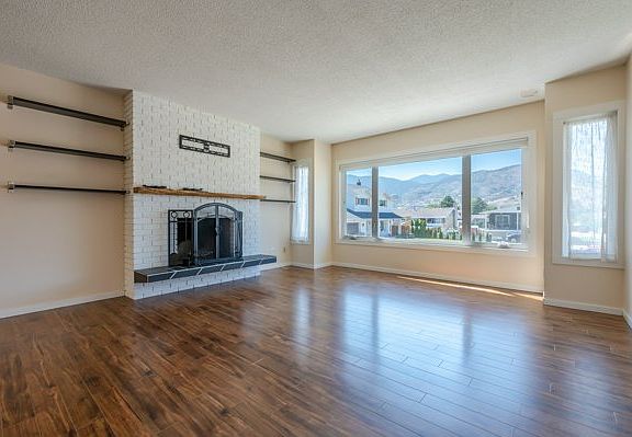 2nd image of 144 McGraw Ct
