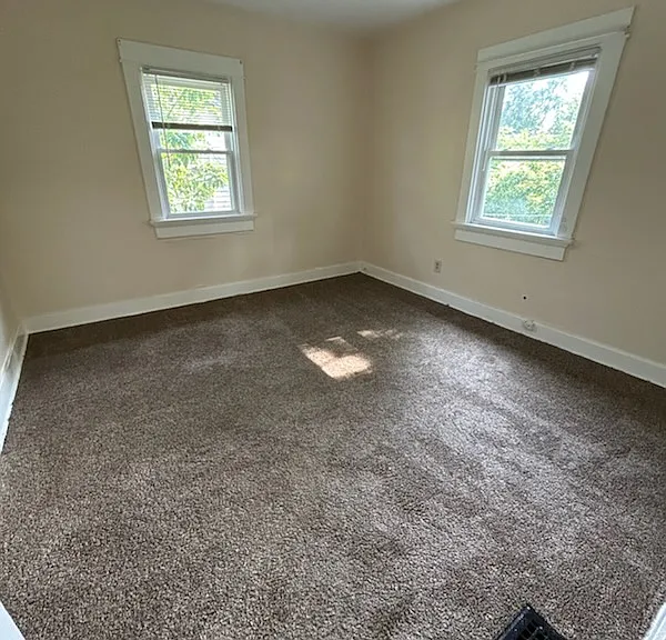 124 Anderson St — Photo 10