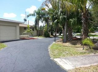 1315 N Park Rd, Hollywood, FL 33021