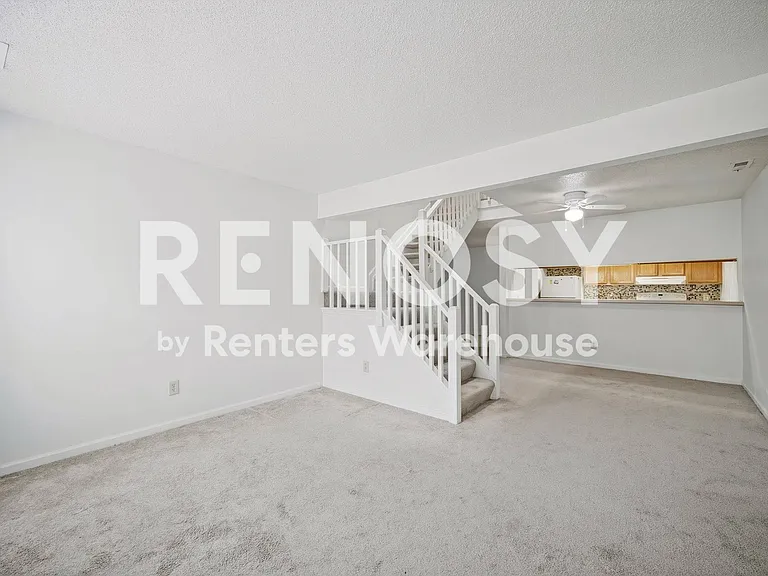5310 Lake Victoria Arch — Photo 17