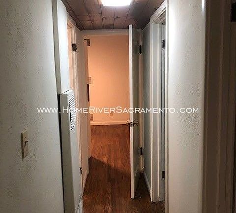 2nd image of 2827 I St APT 2LE