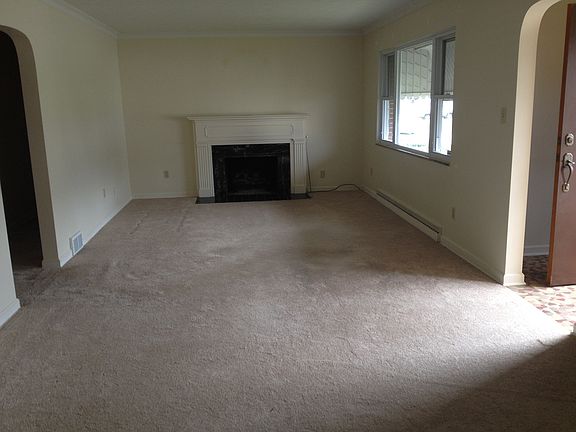 LIVING ROOM FIREPLACE