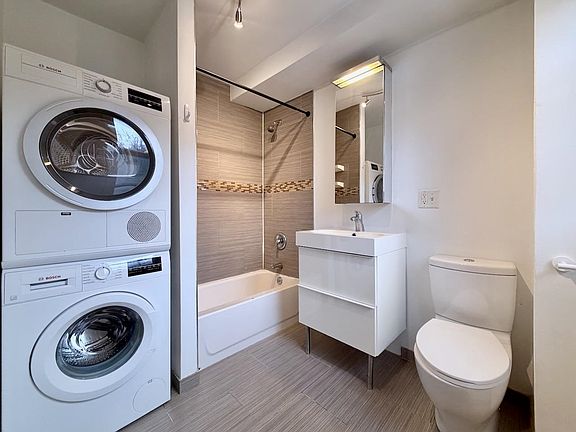 5th image of 397 1st St #2