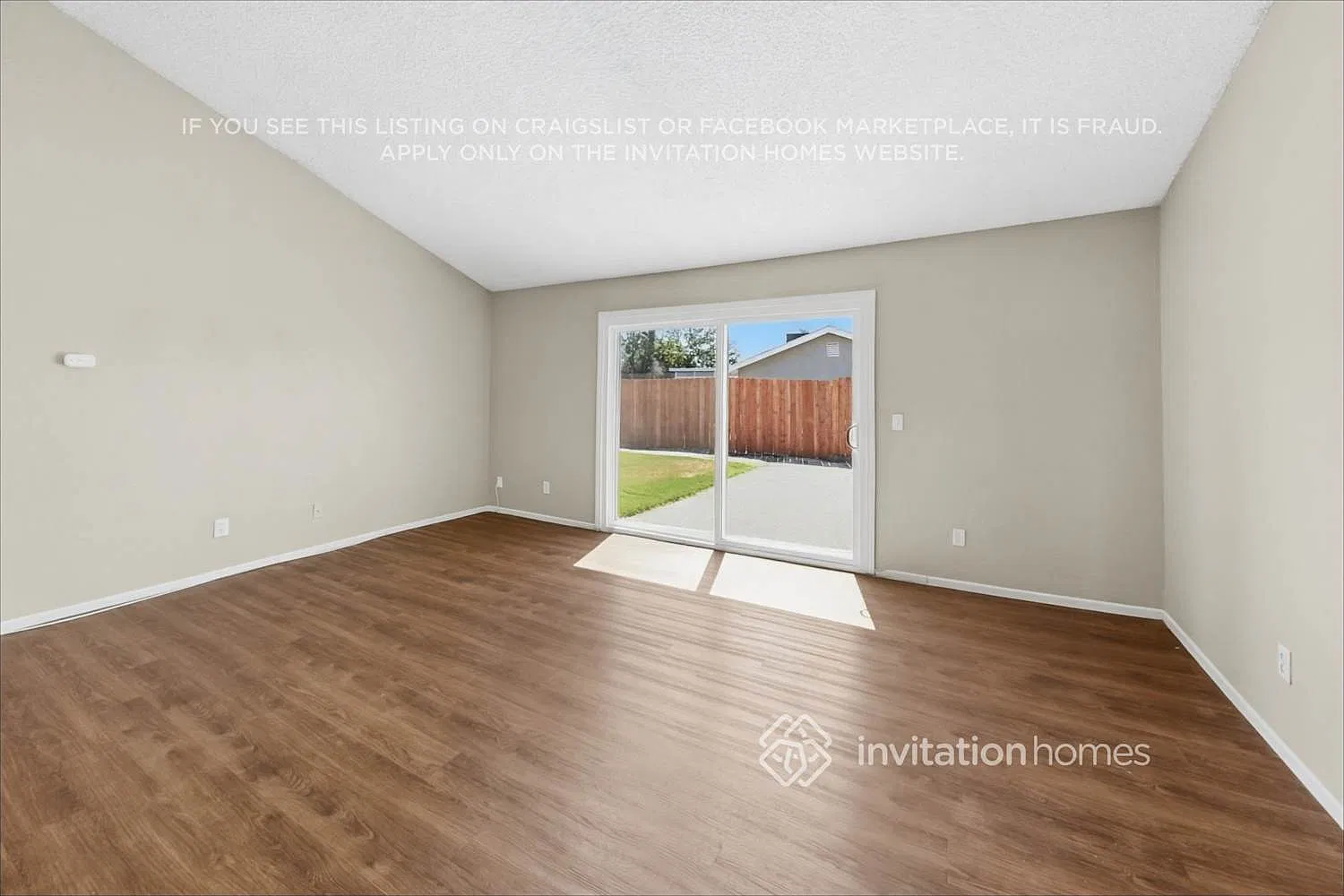 17839 Granada Ave Fontana, CA 92335 — Photo 4