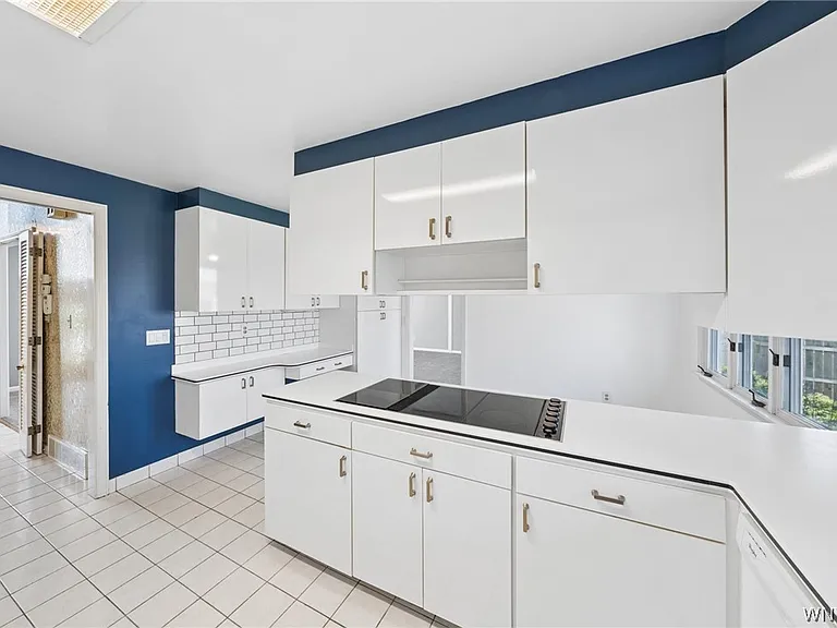40 Tristan Ln — Photo 14