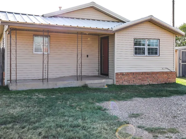 705 Avenue F, Shallowater, TX 79363