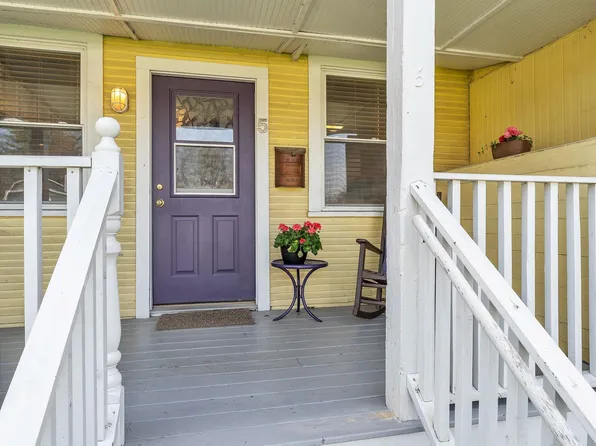 5 Gosse Court, Burlington, VT 05408