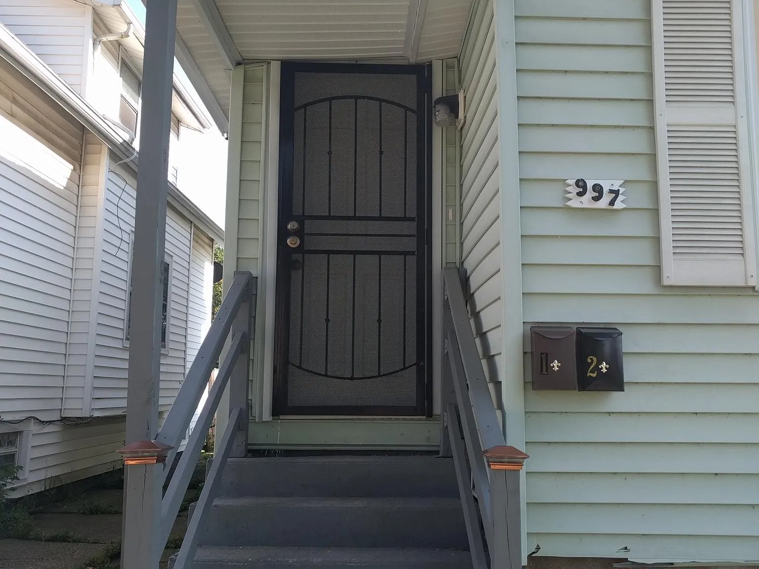 2 bed, $1,100 — Photo 2
