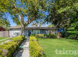 423 Byrnes Dr, San Antonio, TX 78209