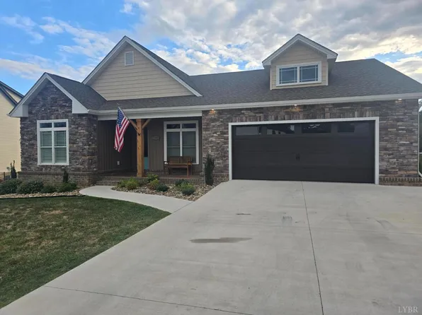 1201 Snowfield Cir, Lynchburg, VA 24503