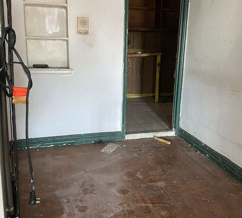 2nd image of 495 E 178th St APT 4H
