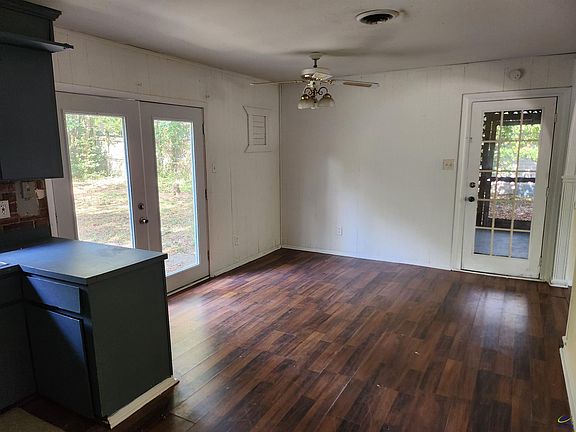 4th image of 205 Debra Dr