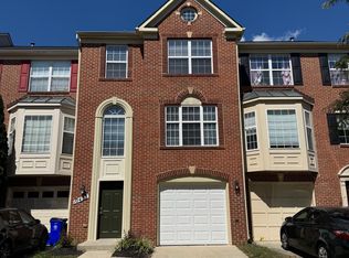 10433 Procera Dr, Rockville, MD 20850