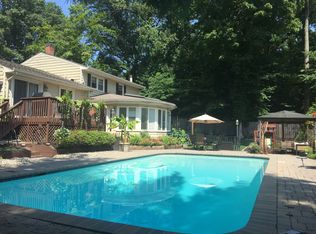 44 S Little Tor Rd, New City, NY 10956